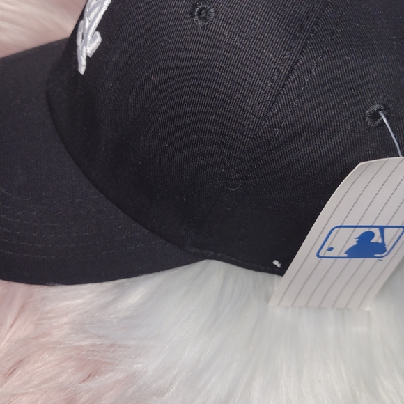 IA Cap - Picture 3 of 7